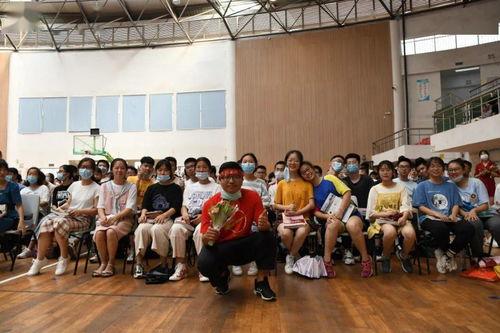 莆田四中最新爆料,揭秘校园风云背后的真相！”  第1张